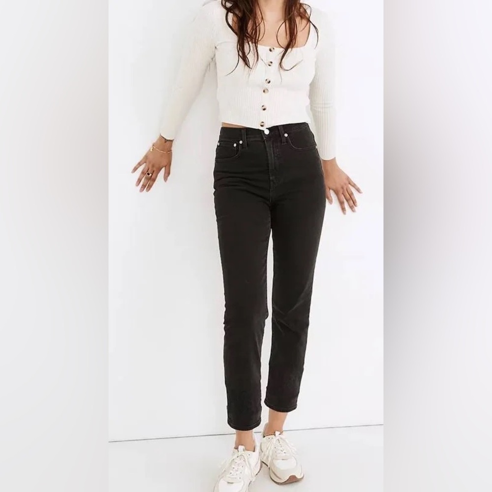 Madewell black classic straight Jean size 24